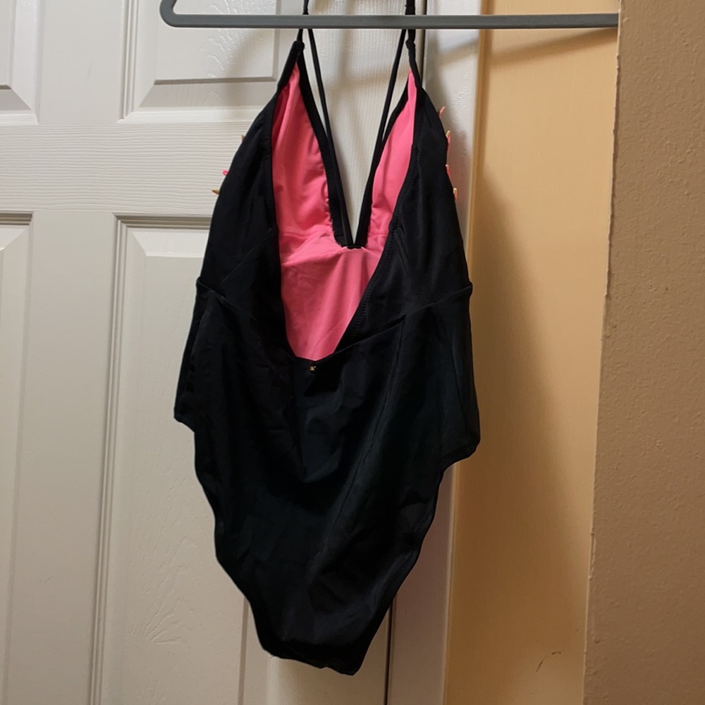 Block bathing suit - Picture 3 of 3